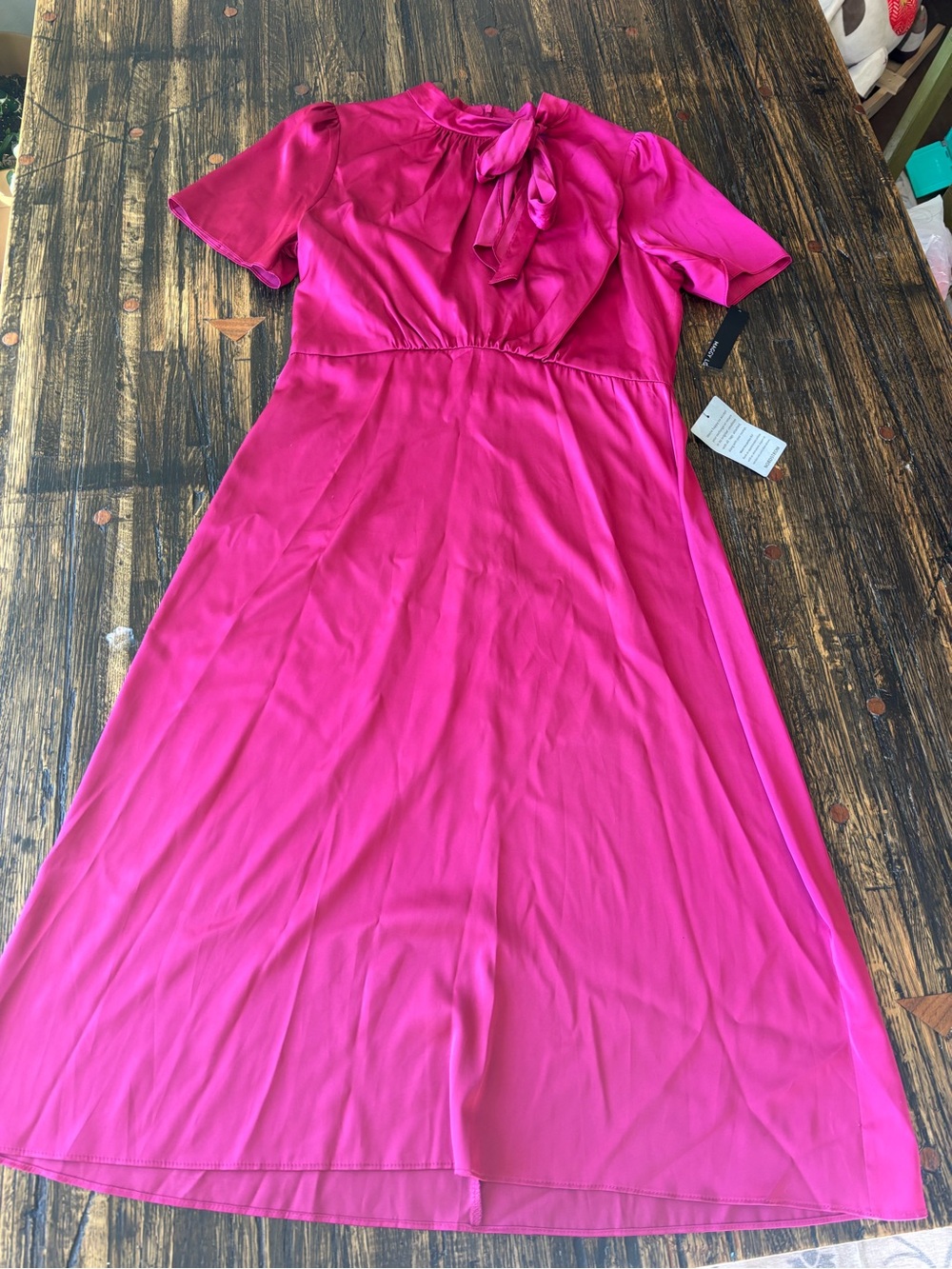 Maggy London Fuchsia Tie-Neck Midi Dress